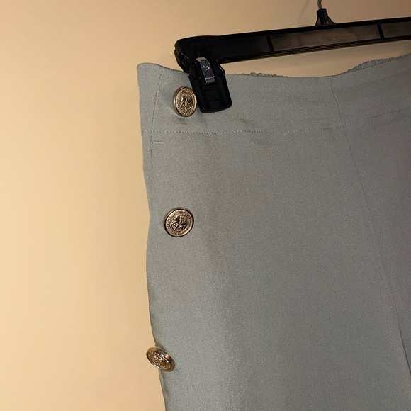 Zara dress pants with gold button detail - Picture 2 of 3